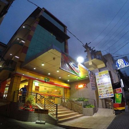 Reddoorz Plus @ Taj Hotel Tuguegarao Exterior foto